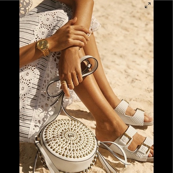 Michael Kors Gold Tone Mid Size Watch Women - Picture 7 of 7